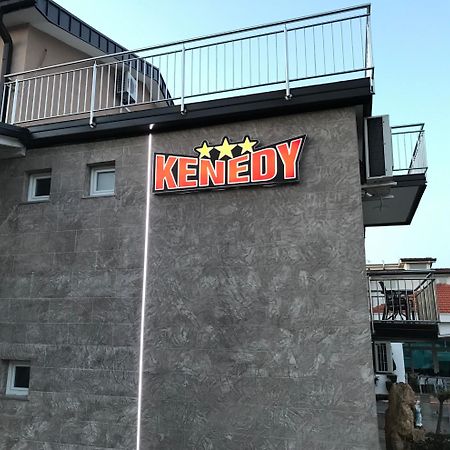 凯尼迪客房酒店 Međugorje 外观 照片